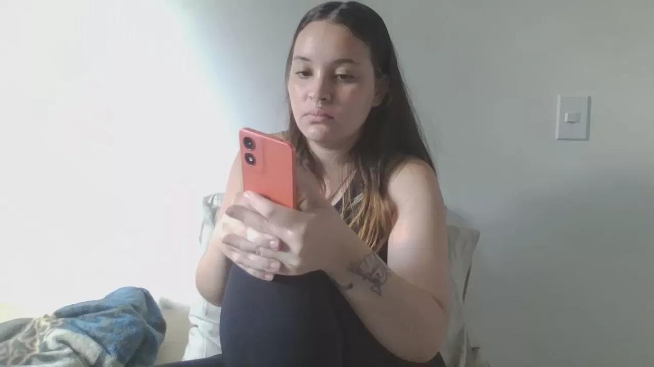 DevilBaby969 on Cam4 