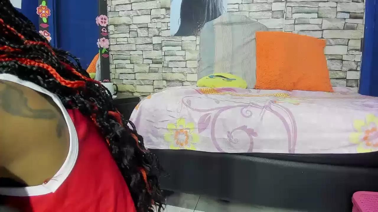 devilfiorella19 on Cam4