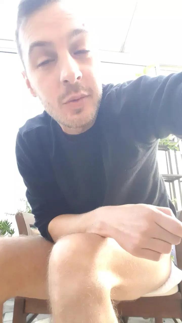 Offline Dickwolf91 on Cam4