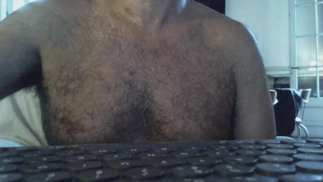dievi on Cam4 