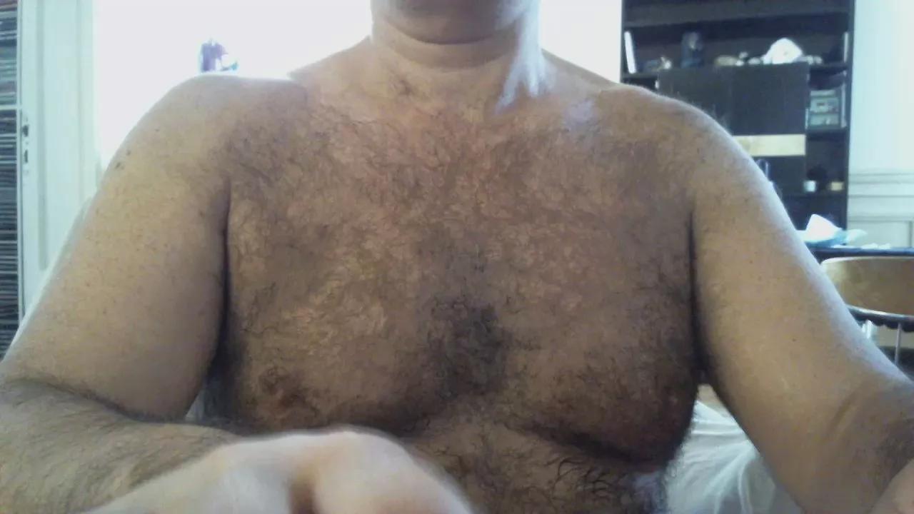 dievi on Cam4 
