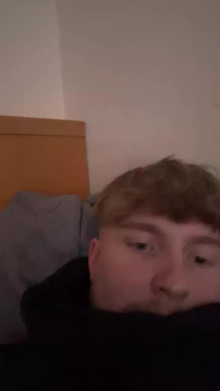 Dilbo69 on Cam4 