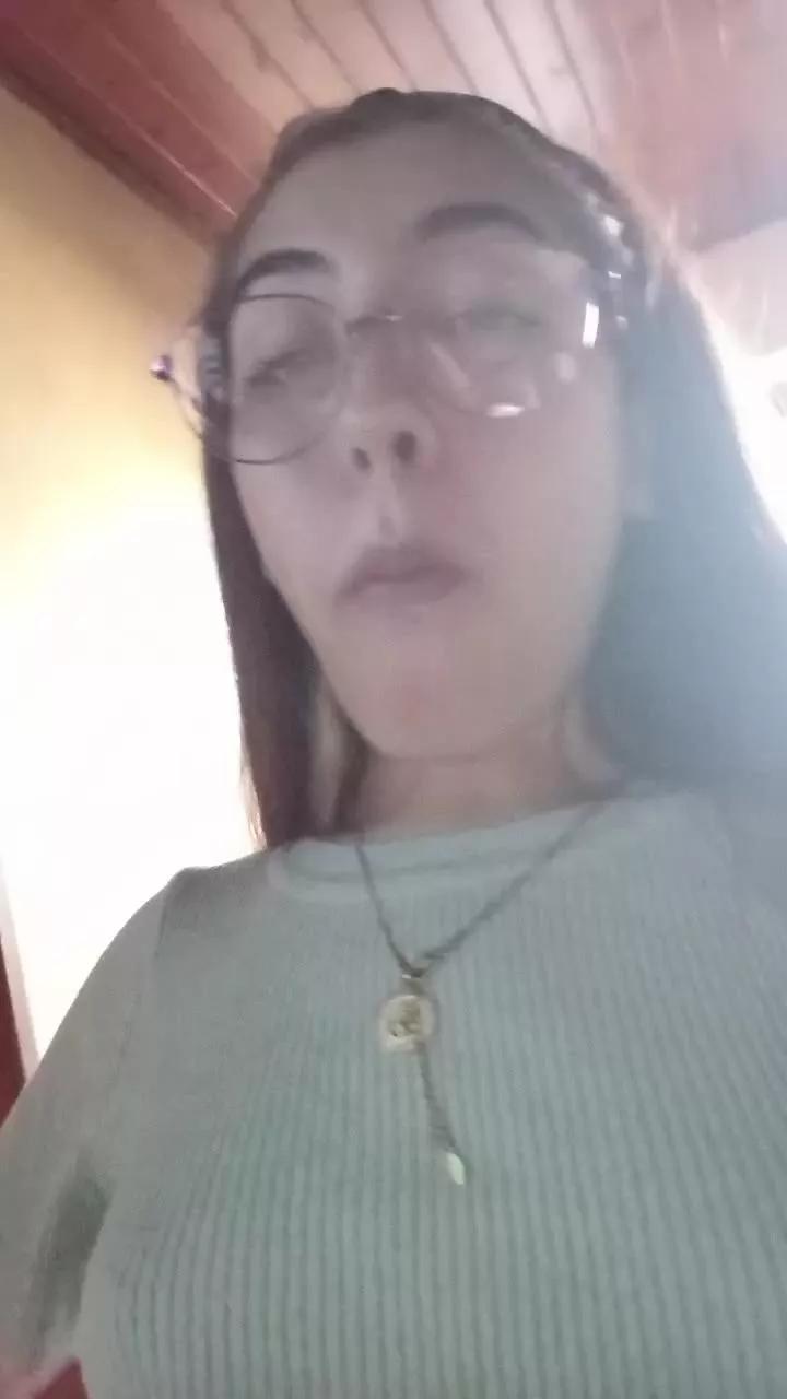 Dimequesi888 on Cam4 