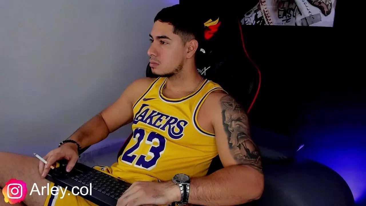 dimitri_coleman on Cam4 