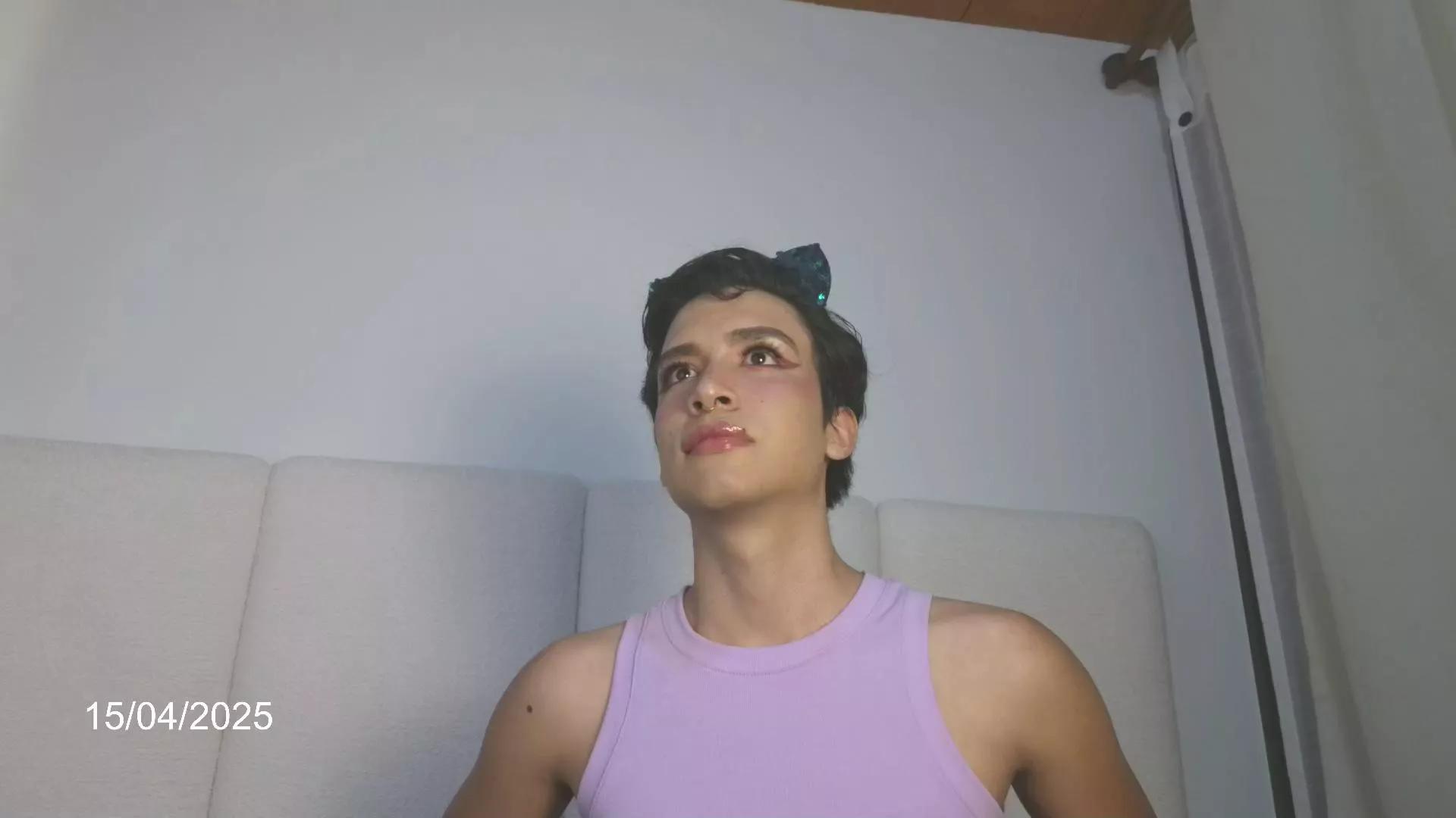 divad__ on Cam4 