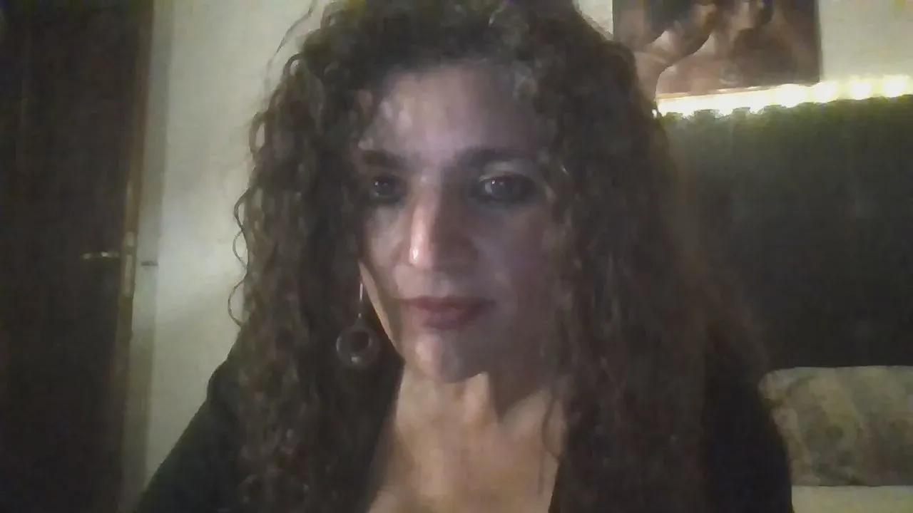 Offline Divina_Afrodita on Cam4