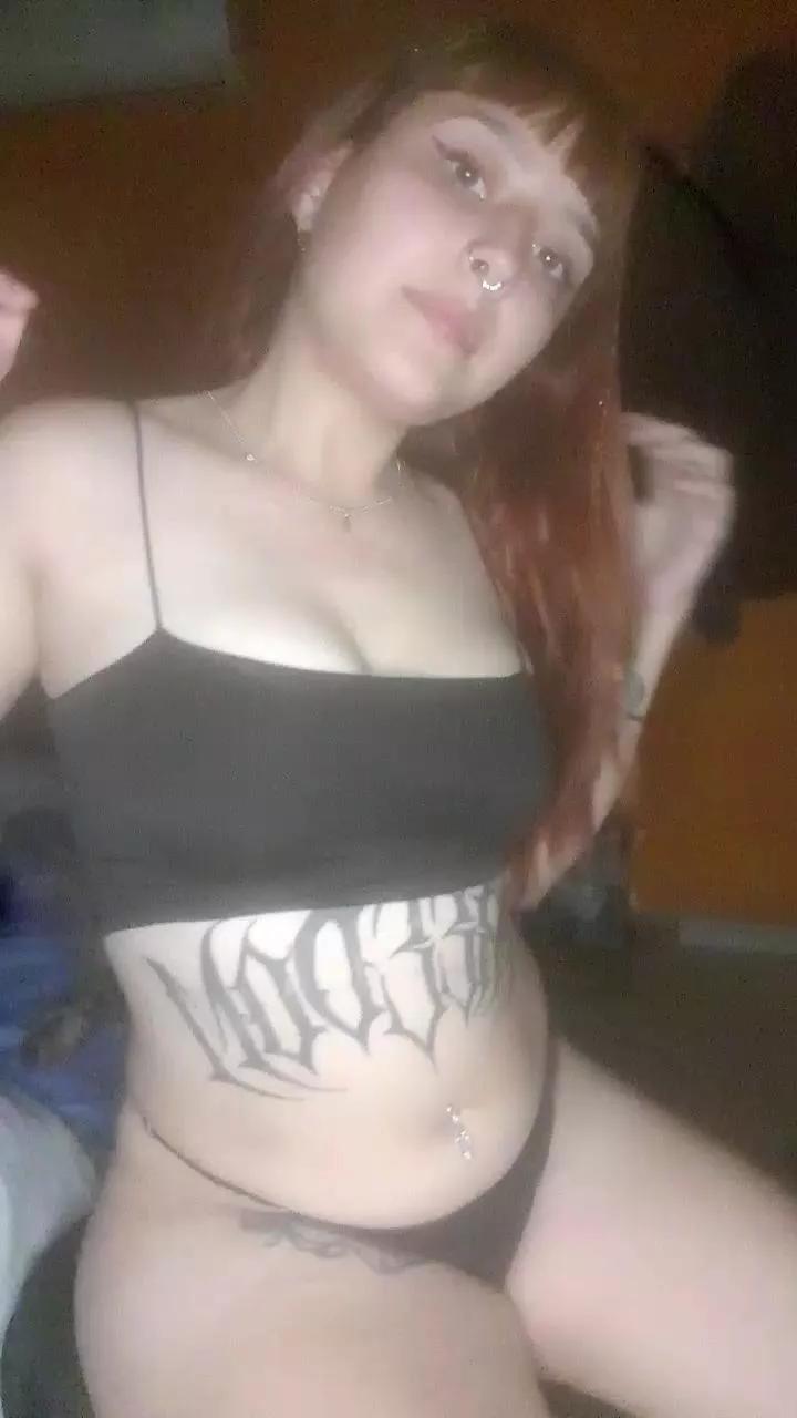 Dollb on Cam4 