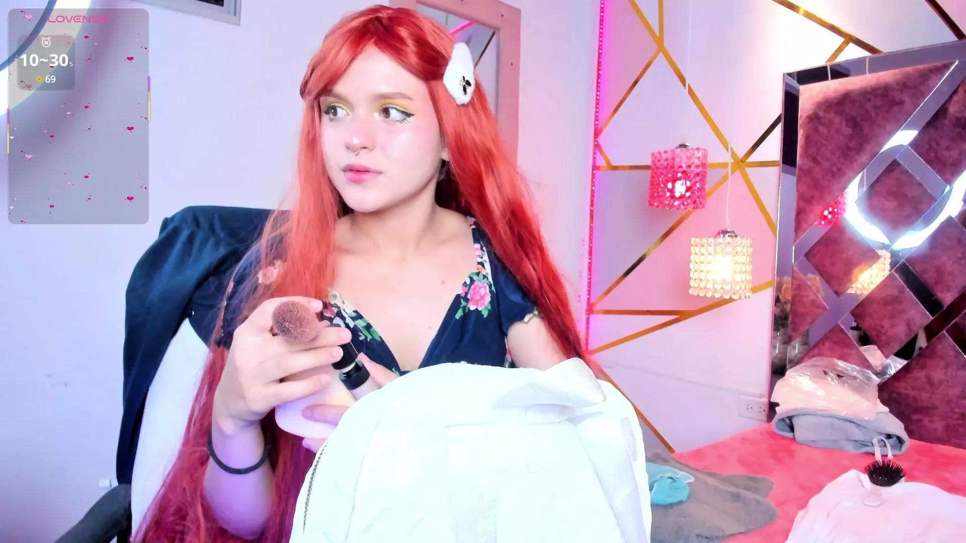 Dolphyne on Cam4 