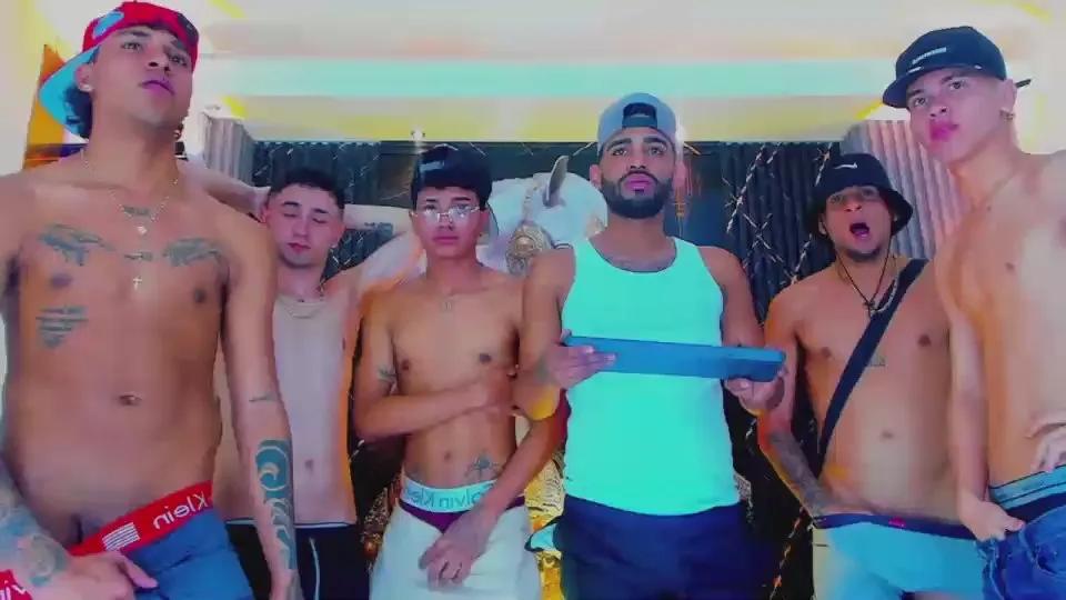 Dominic_Max on Cam4