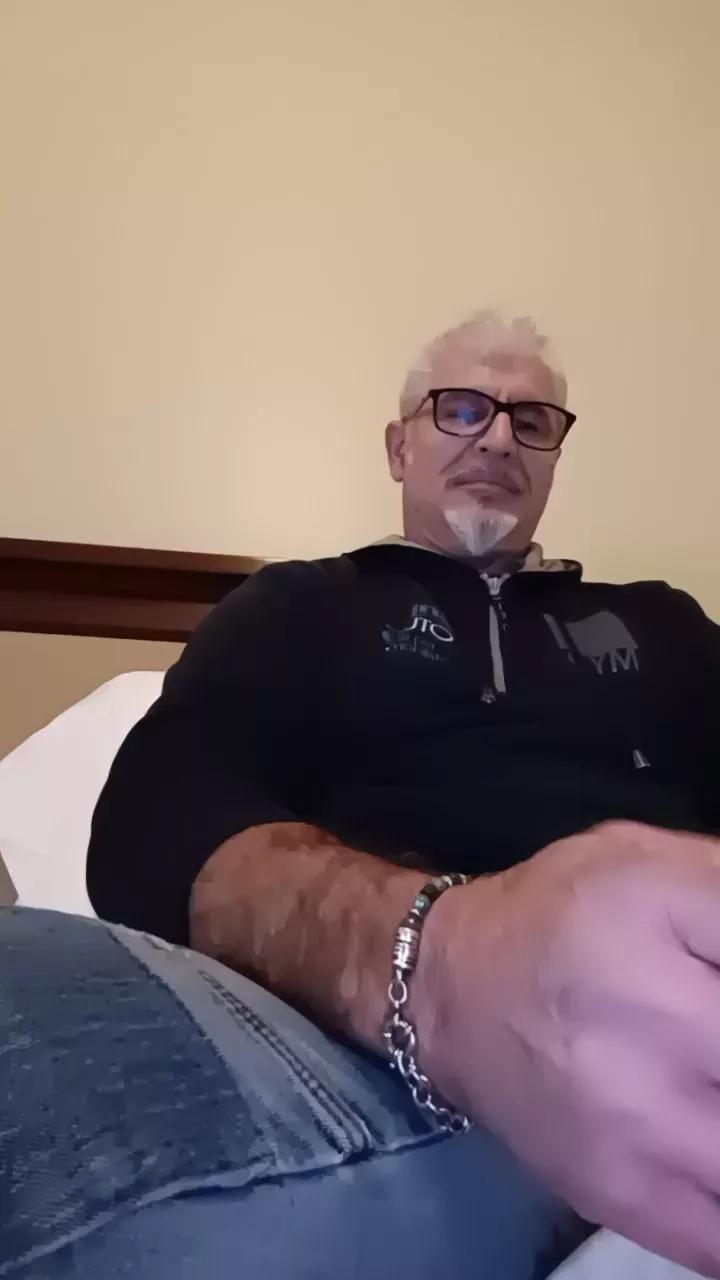 donopiacere on Cam4 