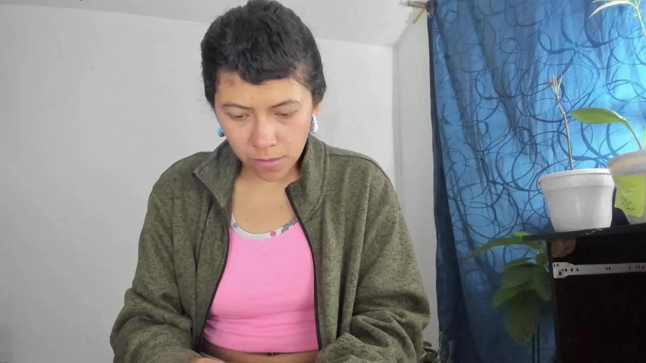 Dorothy_Clut on Cam4 