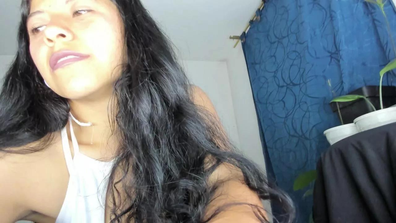 Dorothy_Clut on Cam4 
