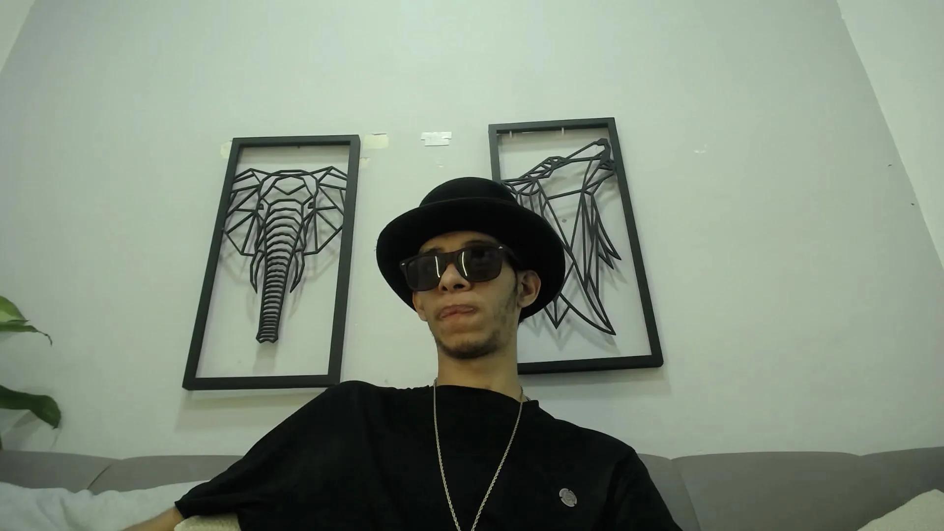 Sexy DylanScot_ wants you to fuck his body now DylanScot_ from Cam4