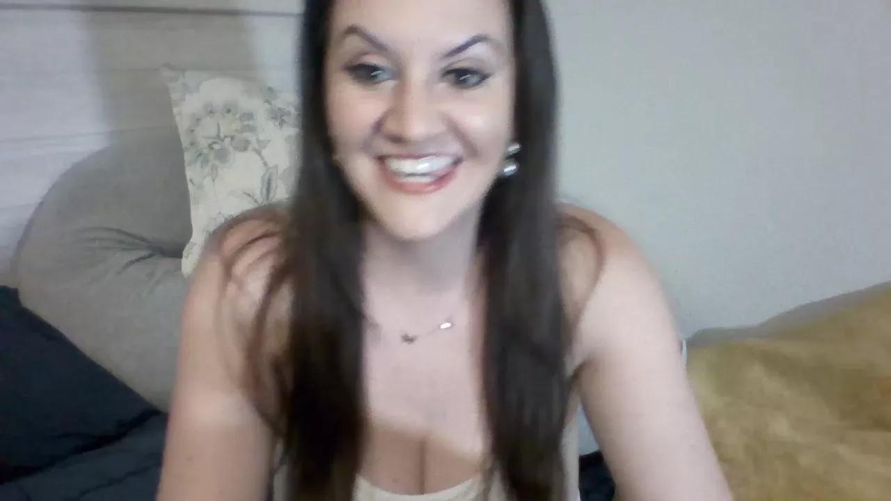 Easy_Briezy20 on Cam4 