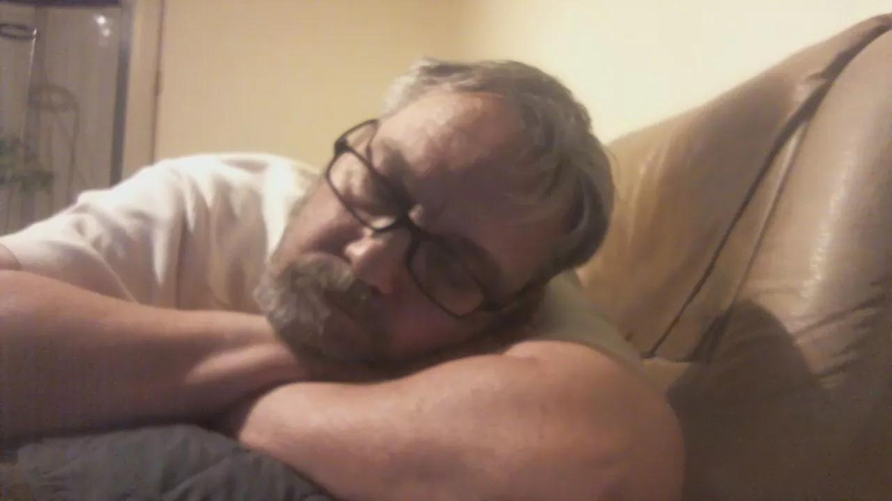 edu2001 on Cam4 