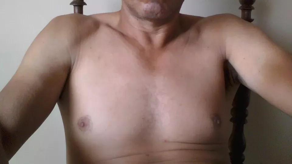 educoro on Cam4 