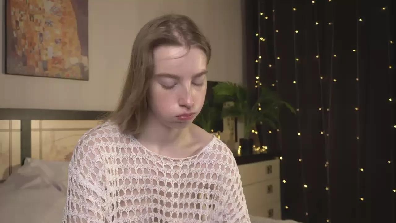EdwinaBelding on Cam4 