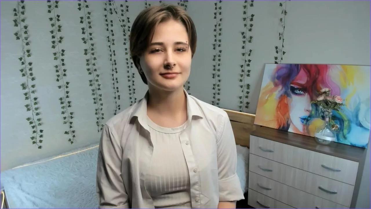 EdwinaHeart on Cam4 