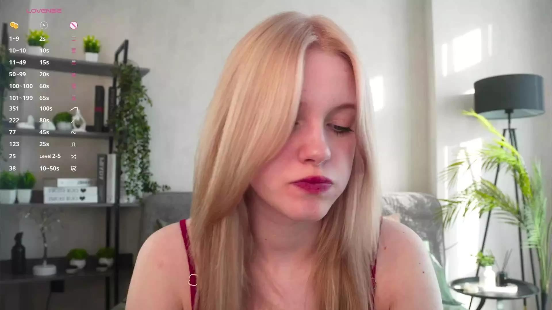 EdytHames on Cam4 