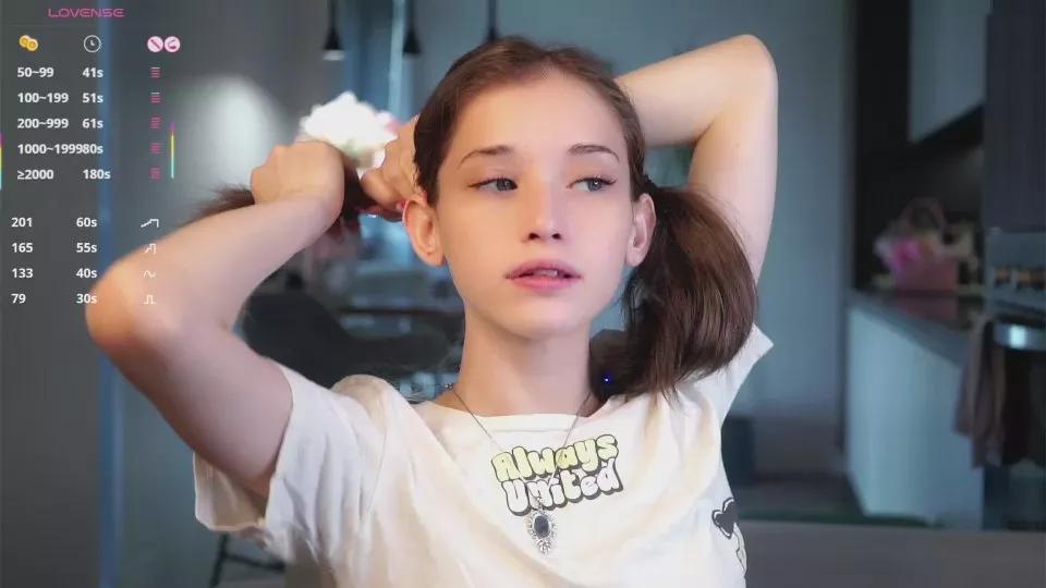 Freechat EdythCorell on Cam4