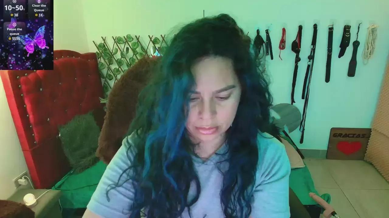 Freechat Elektra_323 on Cam4