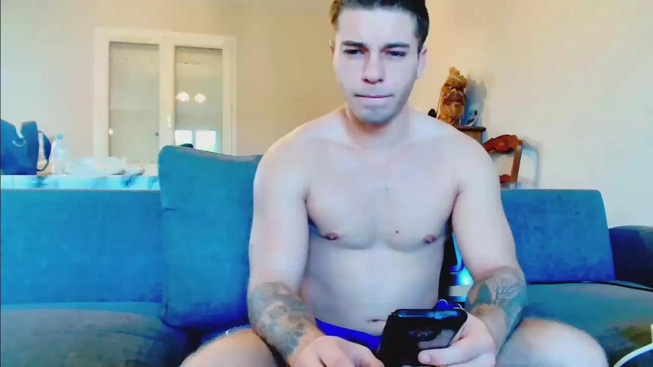 Elka_fit28 on Cam4 