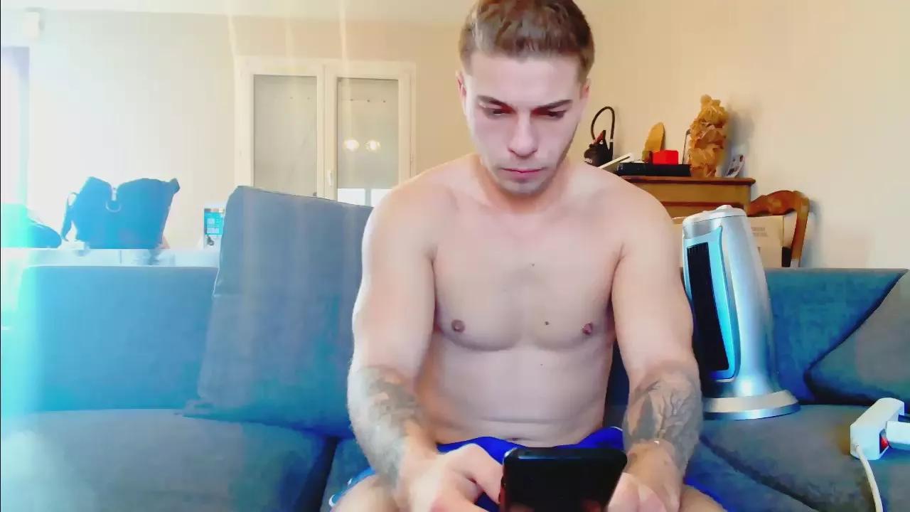 Elka_fit28 on Cam4 