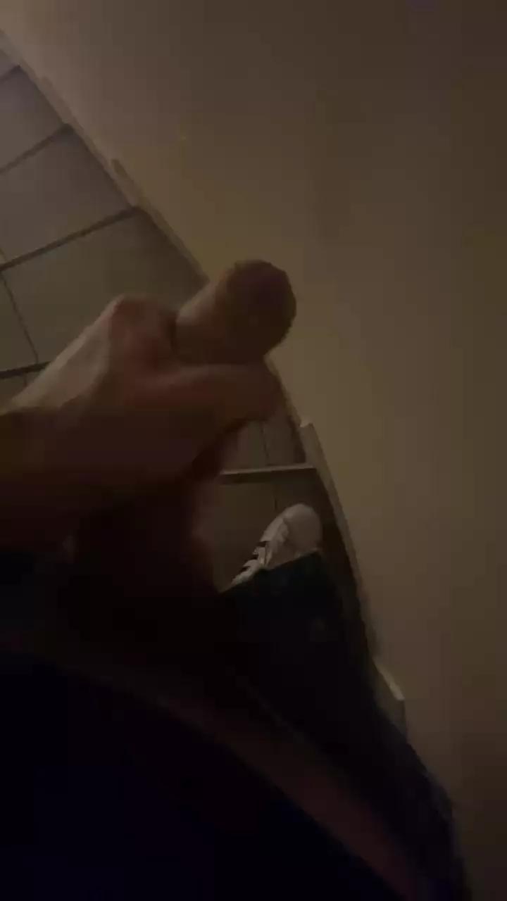 elpingoonn on Cam4 