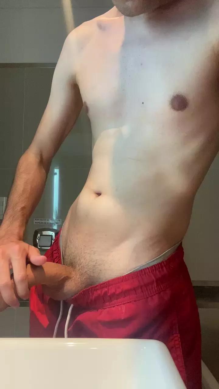 elpingoonn on Cam4 