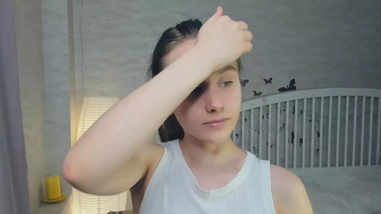 ElvaHakey on Cam4 
