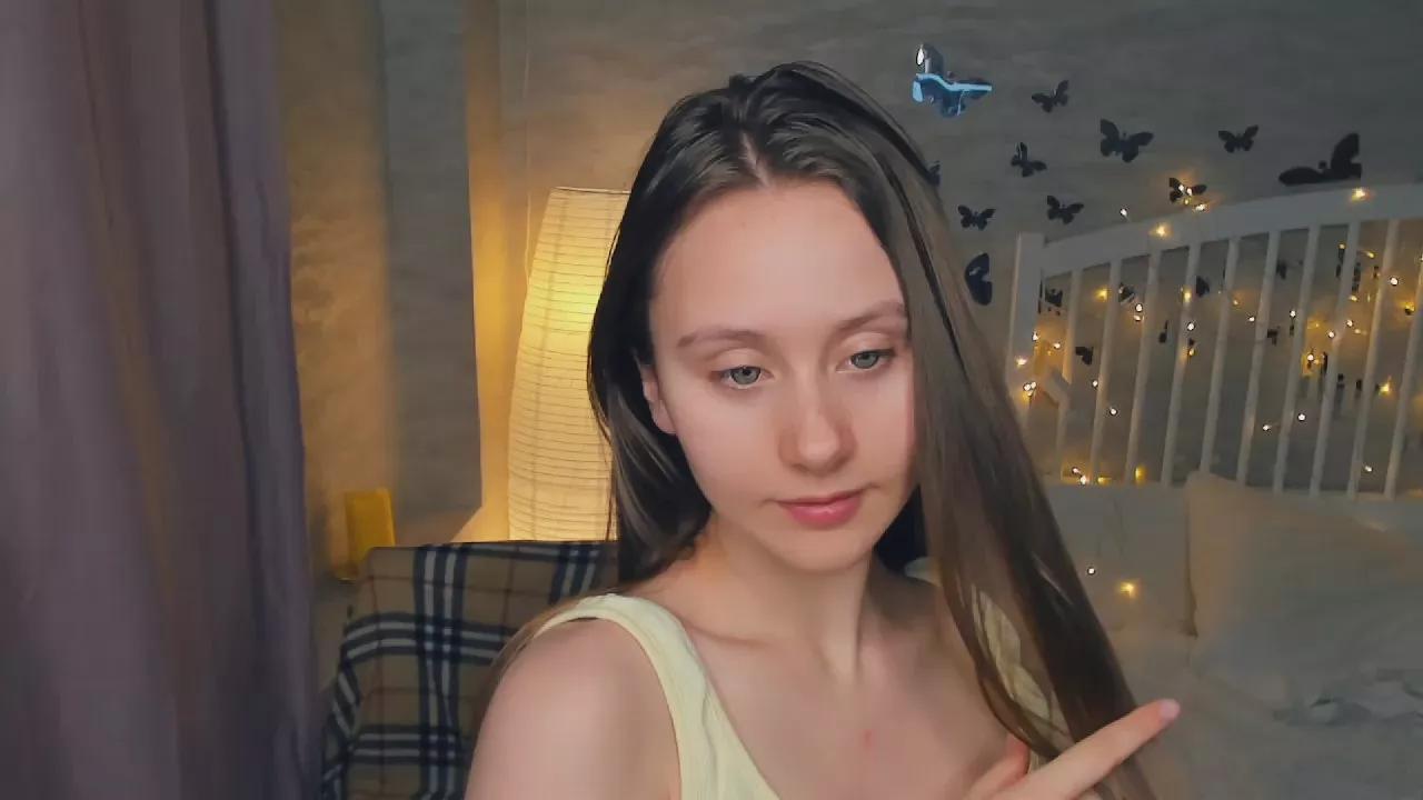 ElvaHakey on Cam4 