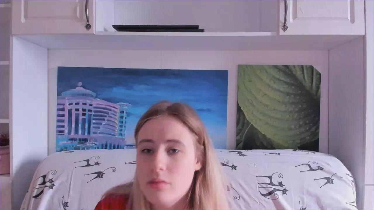 ElviaDeere on Cam4 