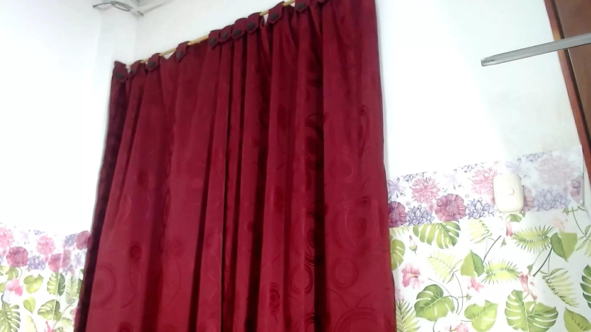 emiasamanta18 on Cam4 