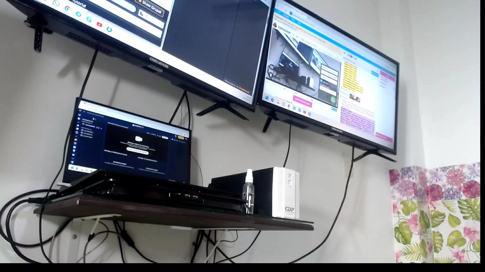 emiasamanta18 on Cam4 