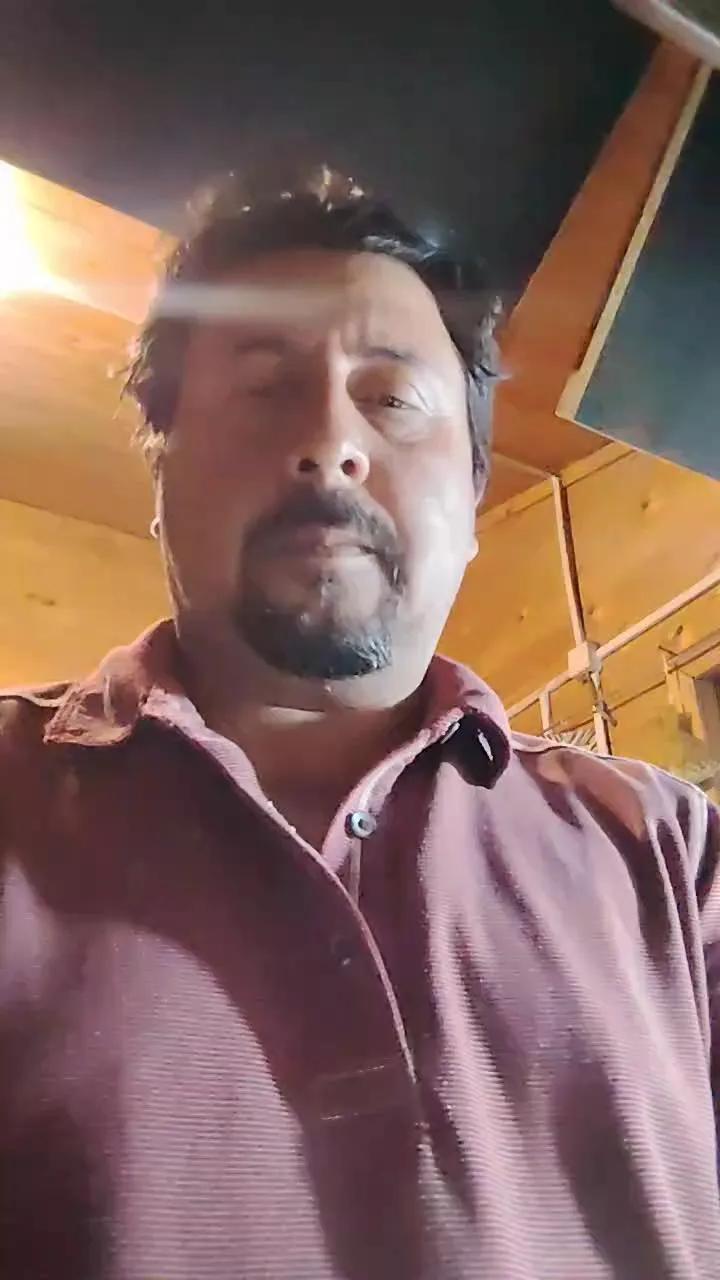 Naked Emilio20yhot wants you to fuck his body now emilio20yhot from Cam4