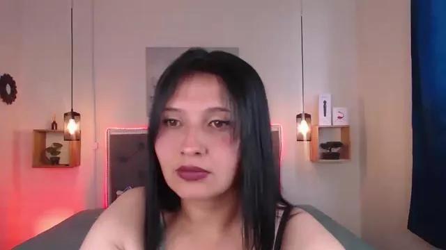 Emily_leinner on Cam4 
