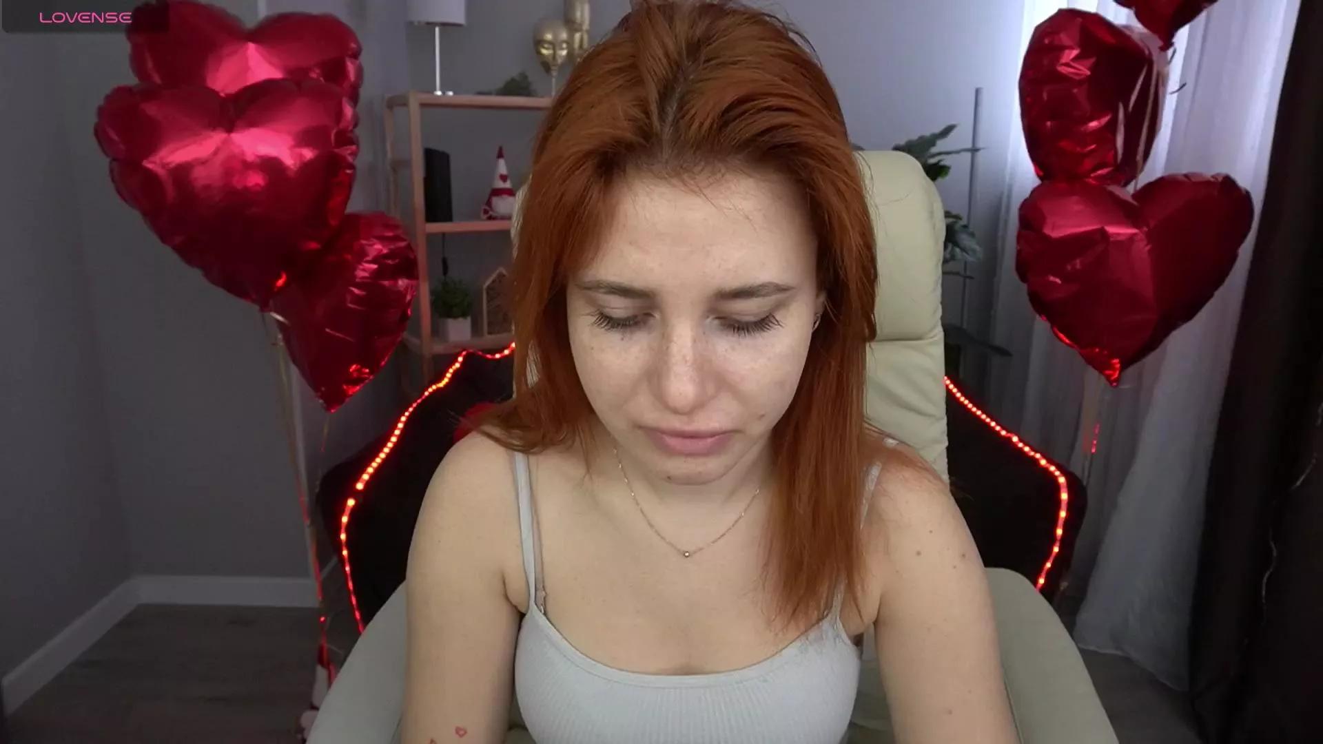 EmilyFoxxi on Cam4 