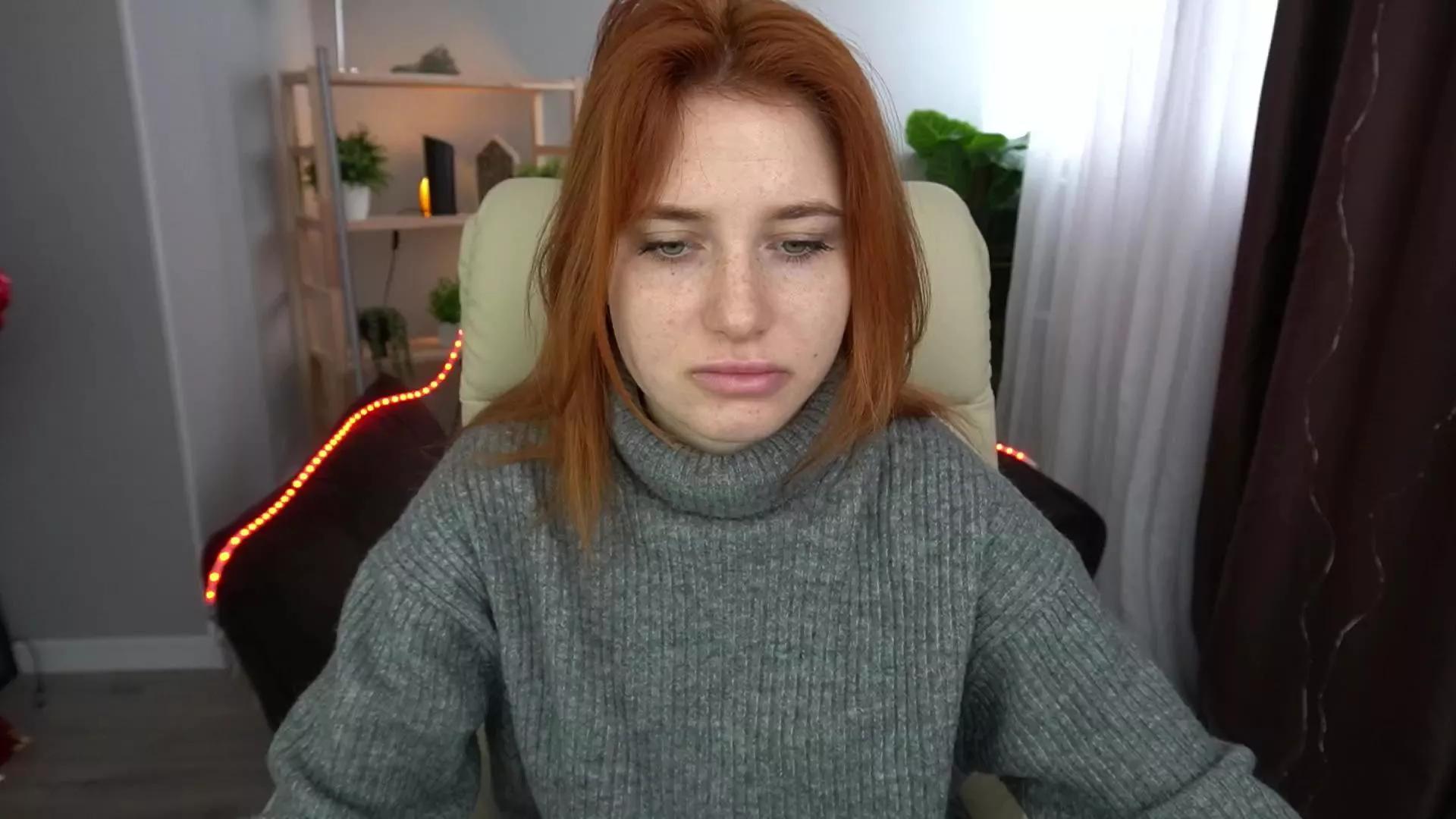 EmilyFoxxi on Cam4 