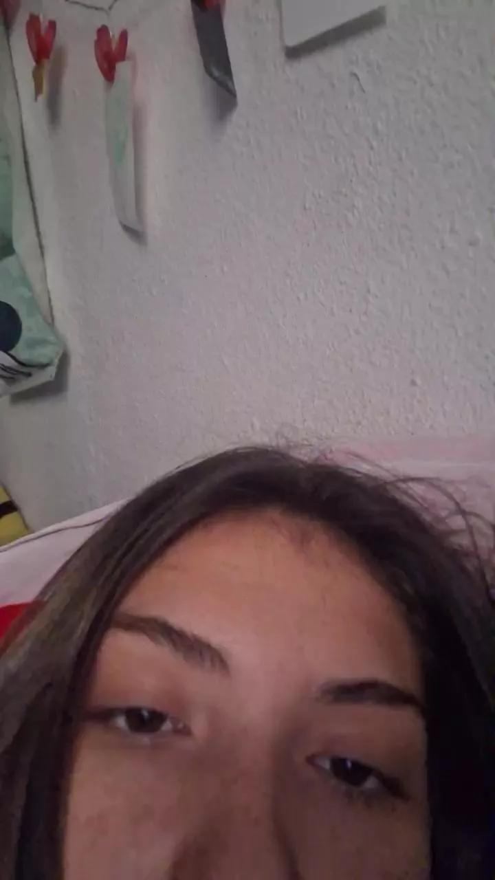 emilyjang on Cam4 