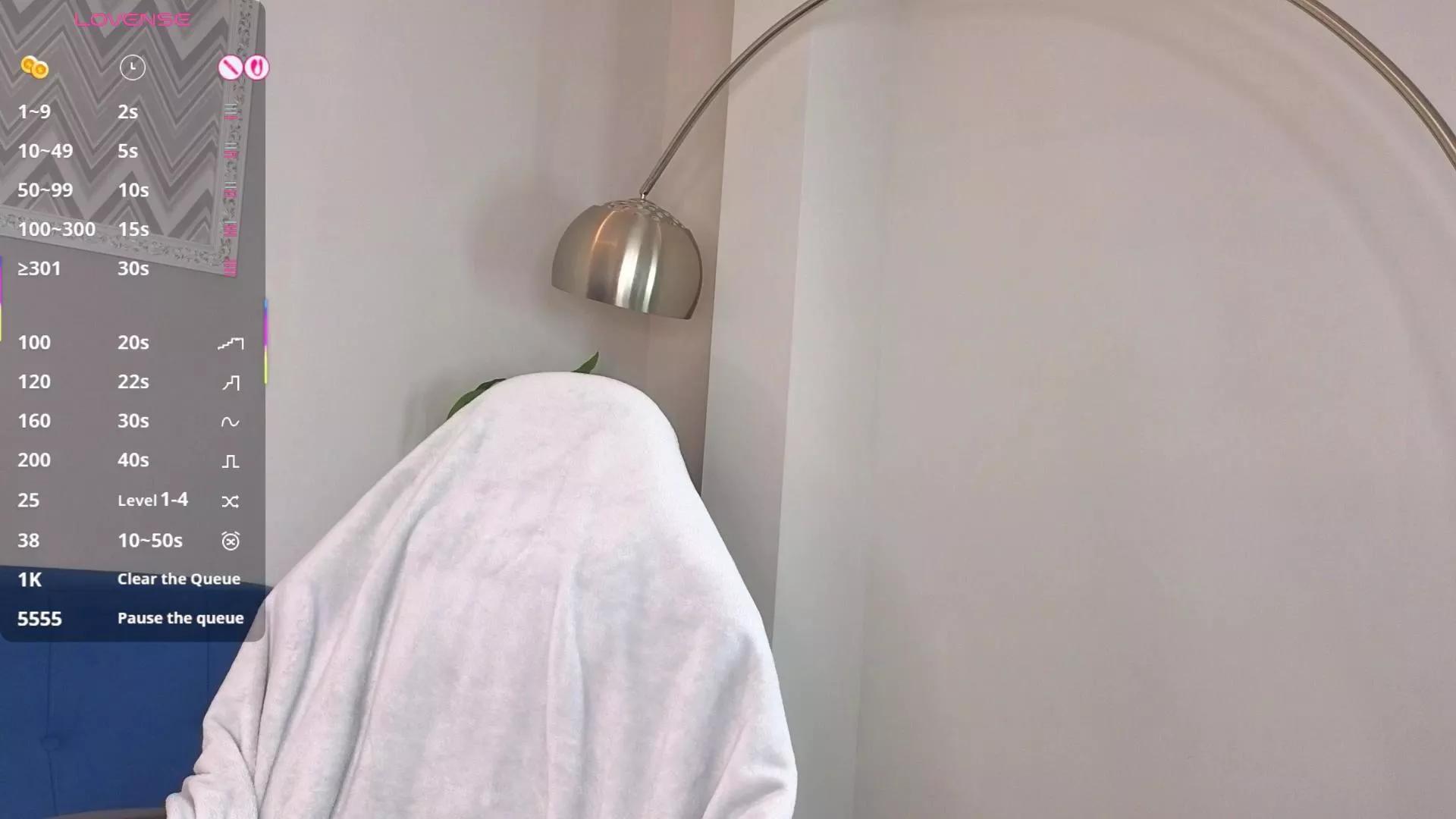 Emma_Reeed on Cam4 