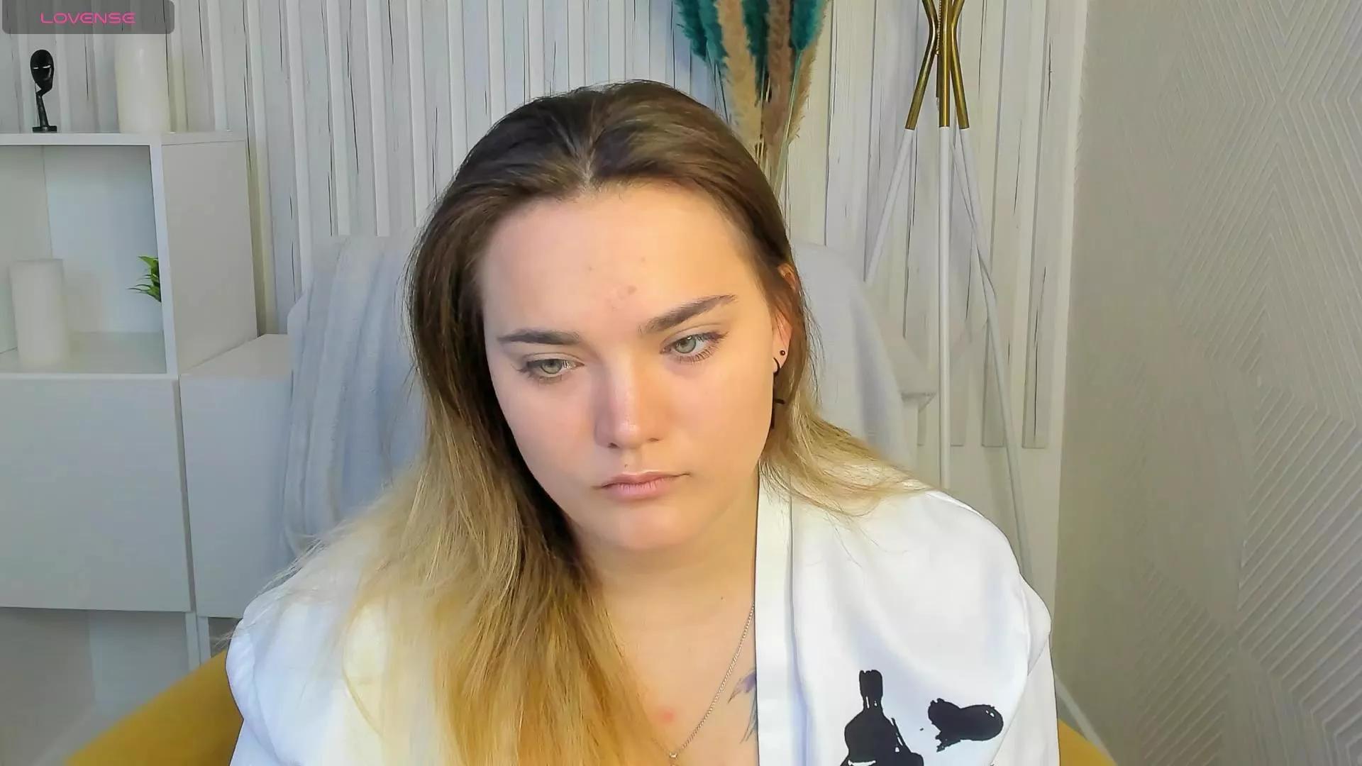 Emma_Reeed on Cam4 