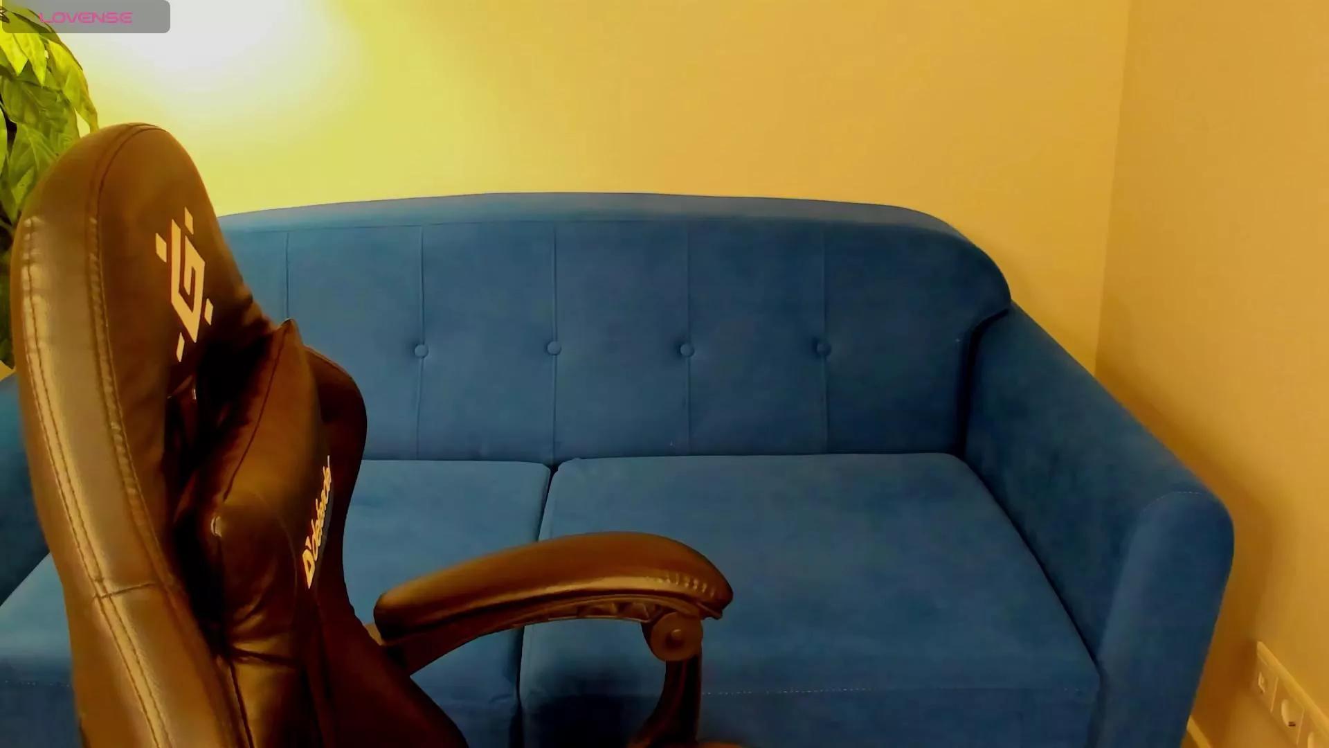 Emma_Reeed on Cam4 