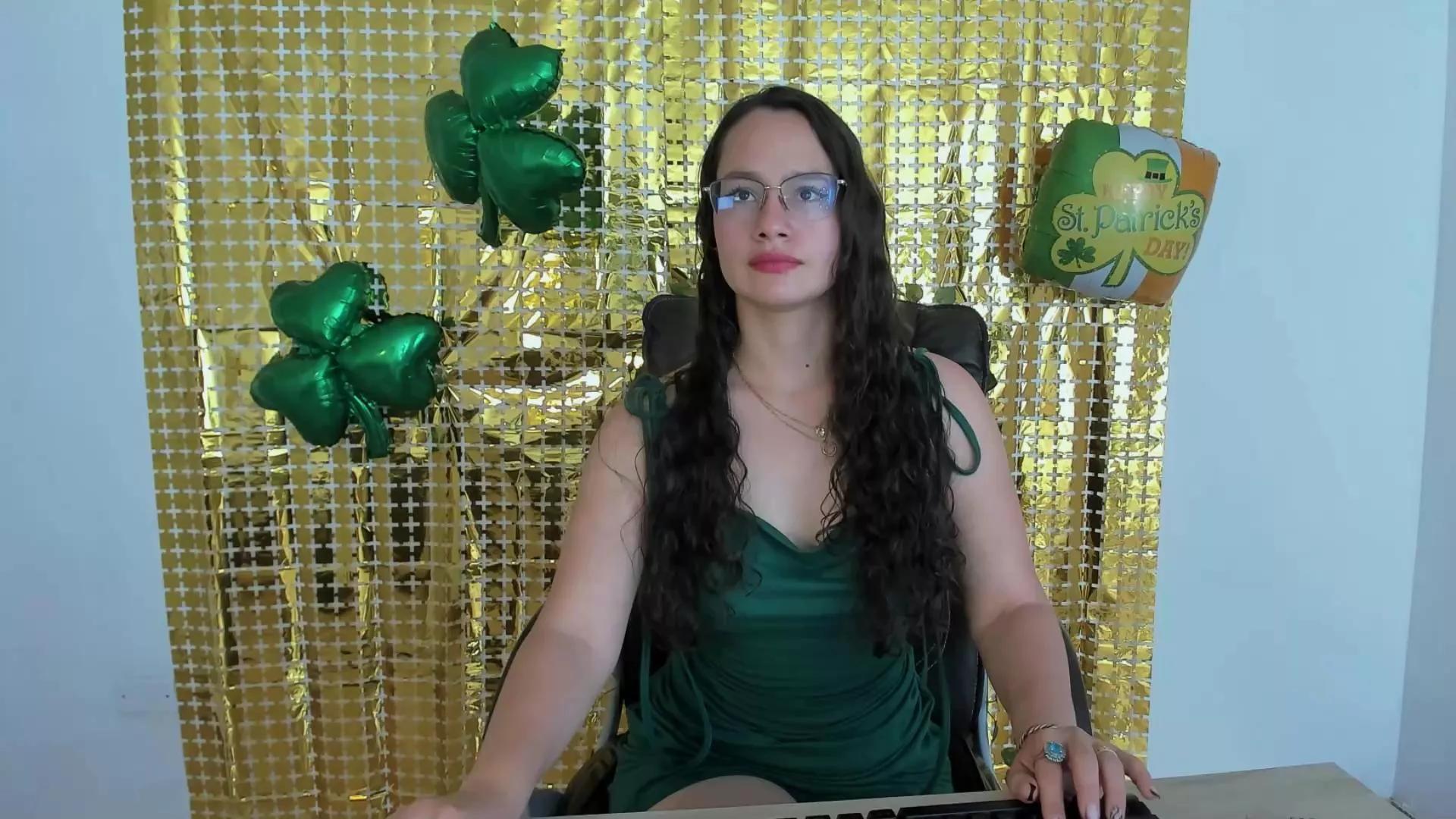 EmmaTorres9 on Cam4 