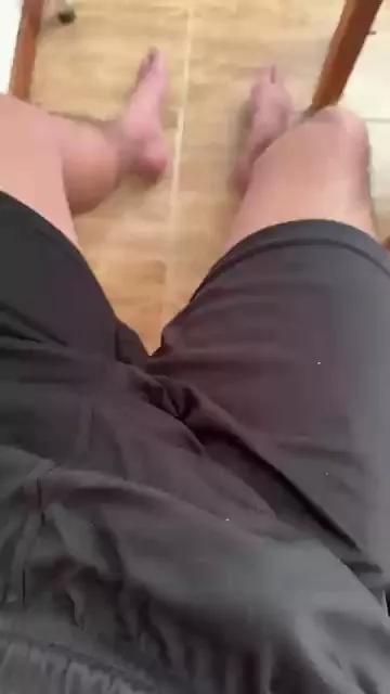 Enzo24cmm on Cam4 