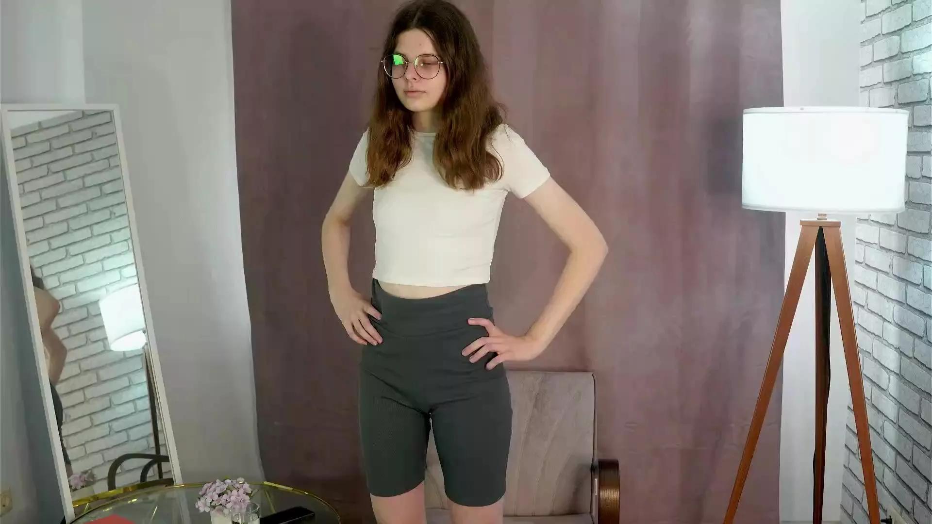 ErlinaFerran on Cam4 