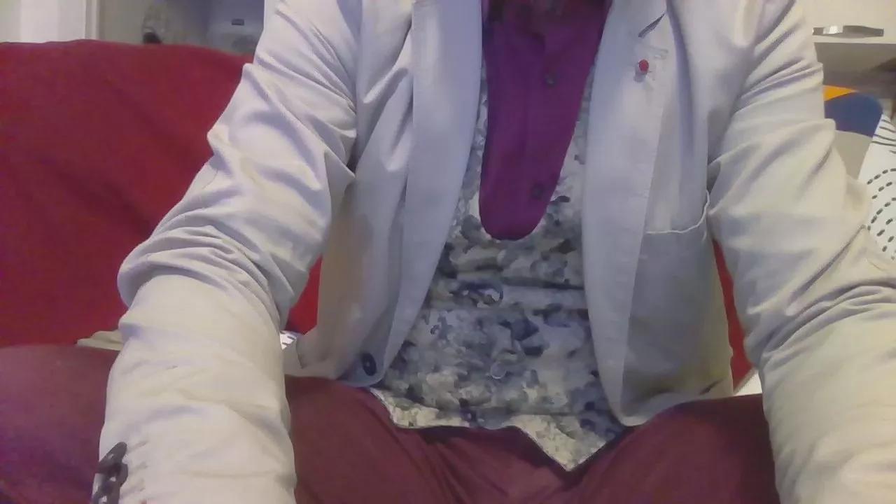 eros1981hot1 on Cam4 
