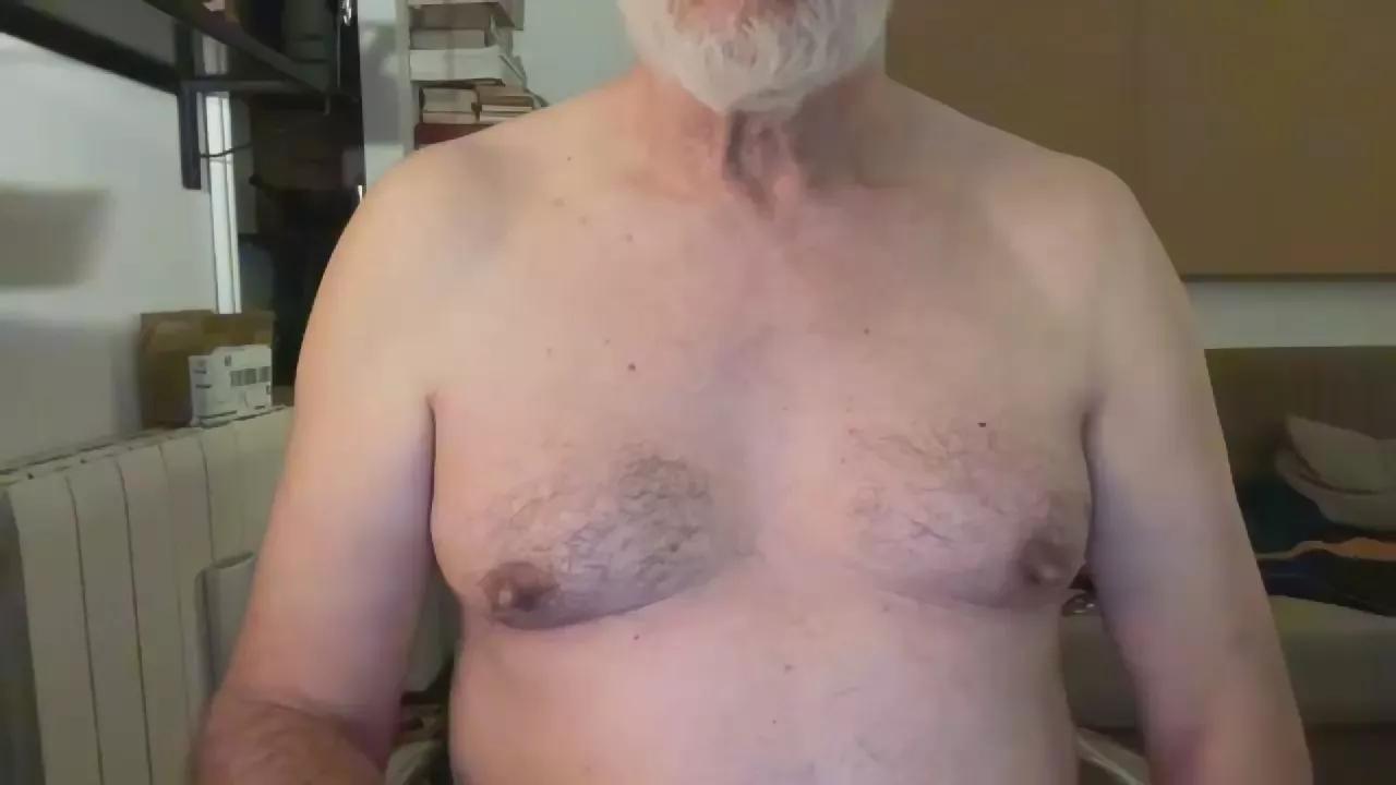 erre4fff on Cam4 