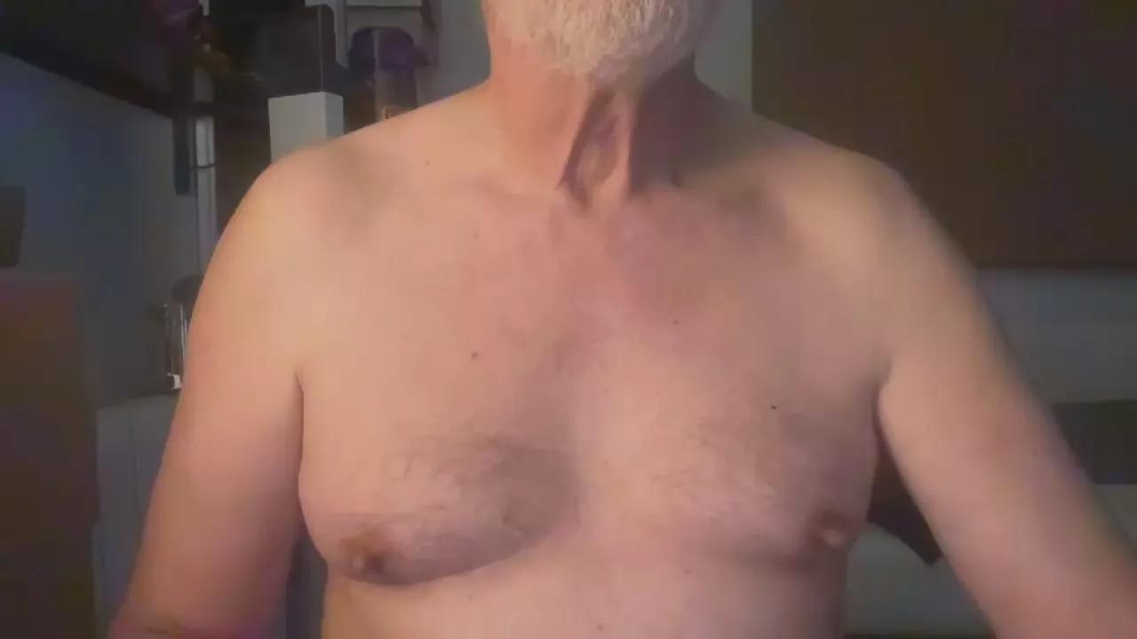 erre4fff on Cam4