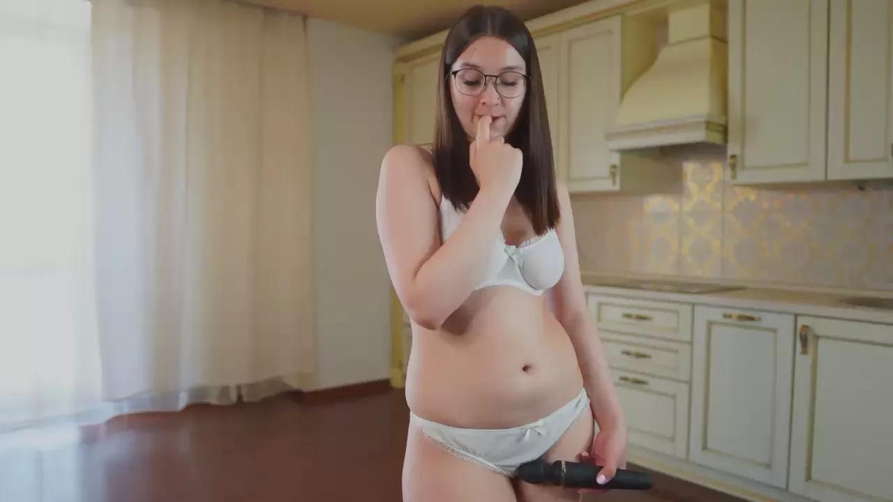 EsmeBoddy on Cam4 