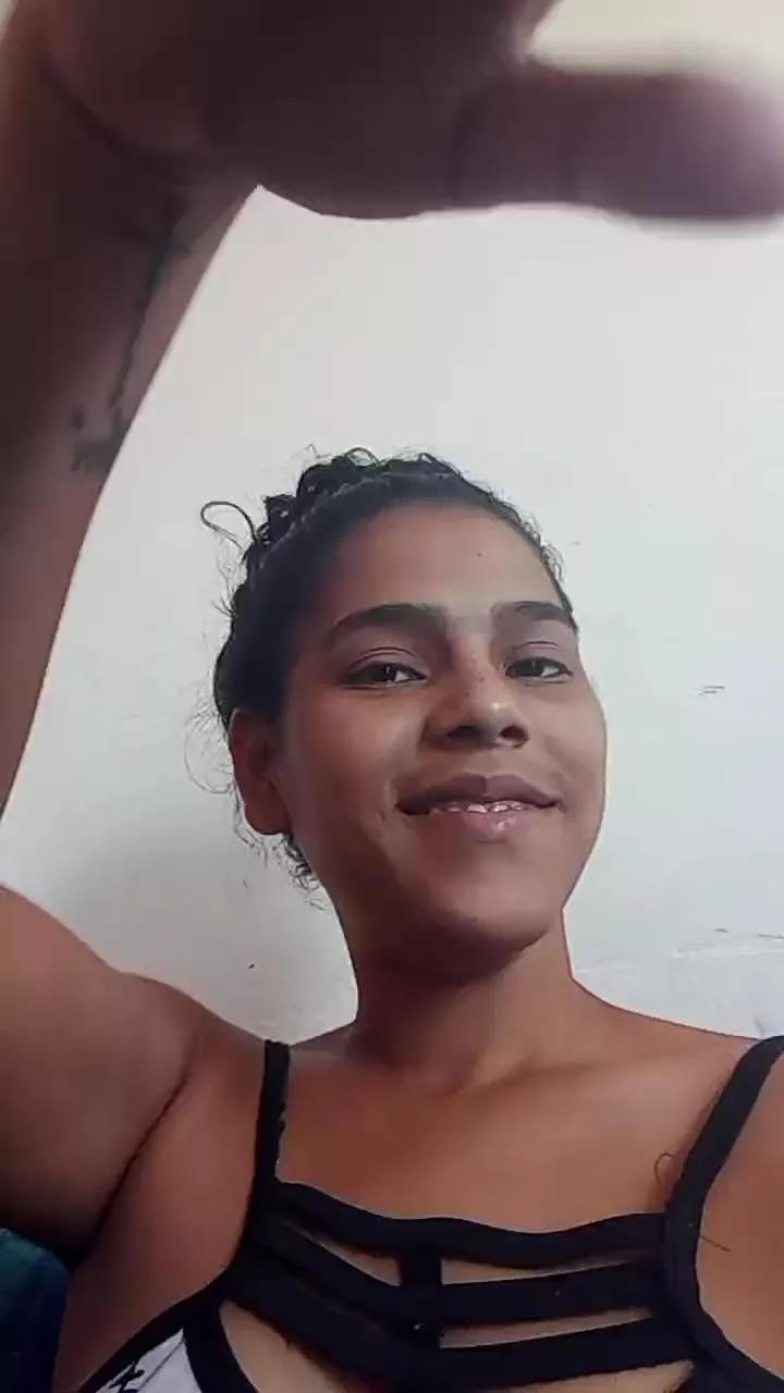 Esmeralda_25 on Cam4 